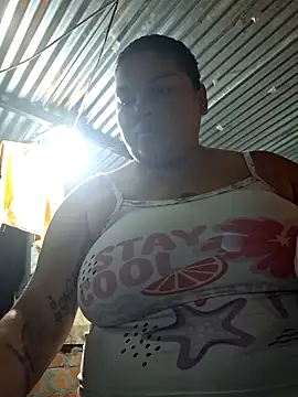 Snapshot of Juli_Powl chatting on 21, 5, 2026 Juli Powl online show from 21, 5, 2026