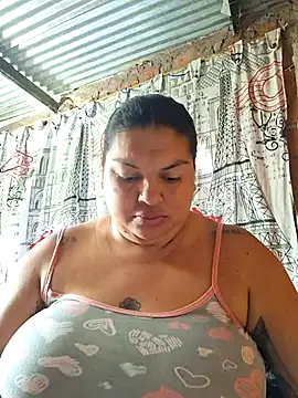 Snapshot of Juli_Powl chatting on 23, 6, 2026 Juli Powl online show from 23, 6, 2026