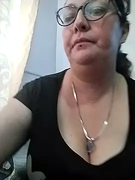  Saraqueen online show from 12, 3, 2026