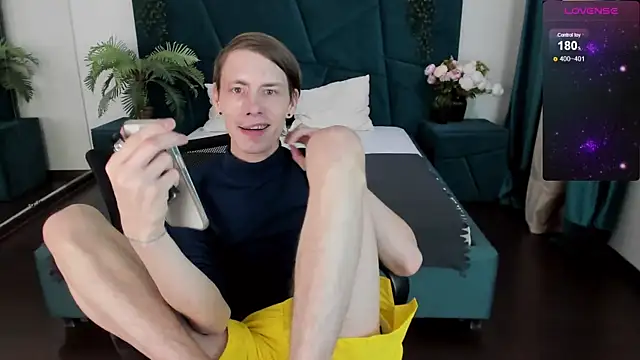 Snapshot of Erick_Wilson chatting on 7, 3, 2025 Erick Wilson online show from 7, 3, 2025