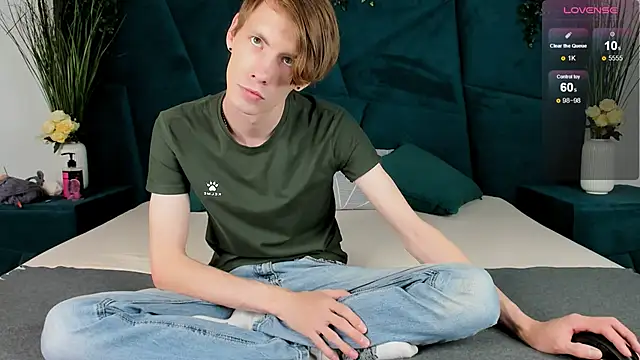 Snapshot of Erick_Wilson chatting on 19, 9, 2025 Erick Wilson online show from 19, 9, 2025