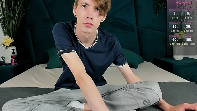 Snapshot of Erick_Wilson chatting on 20, 9, 2025 Erick Wilson online show from 20, 9, 2025