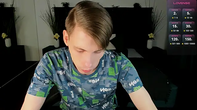 Snapshot of Erick_Wilson chatting on 13, 11, 2025 Erick Wilson online show from 13, 11, 2025