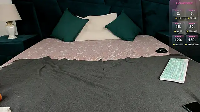 Snapshot of Erick_Wilson chatting on 23, 11, 2025 Erick Wilson online show from 23, 11, 2025