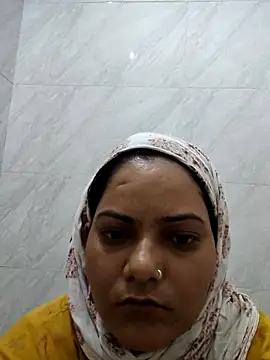 Snapshot of Anushka_Singh0 chatting on 16, 6, 2026 Anushka Singh0 online show from 16, 6, 2026
