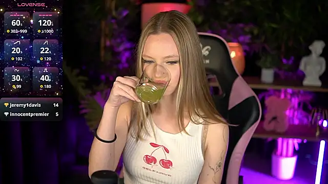 Snapshot of SweetDaisy_me chatting on 28, 2, 2026 SweetDaisy me online show from 28, 2, 2026