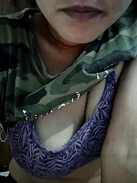 Sexy-Sandhya  online show from 6, 3, 2026