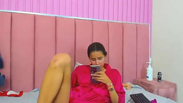 LolaWhite online show from 16, 4, 2026