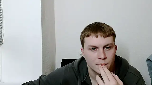 Snapshot of MrHeat_ chatting on 21, 2, 2026 MrHeat online show from 21, 2, 2026