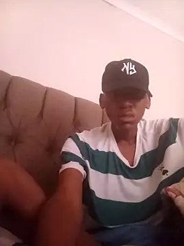 Leroyhotess online show from 13, 2, 2026