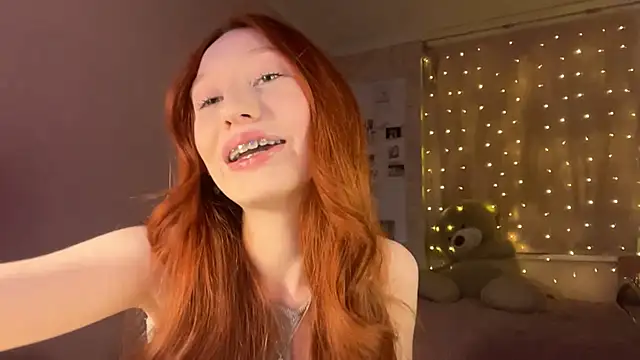 Snapshot of stella_foxi chatting on 19, 2, 2026 stella foxi online show from 19, 2, 2026