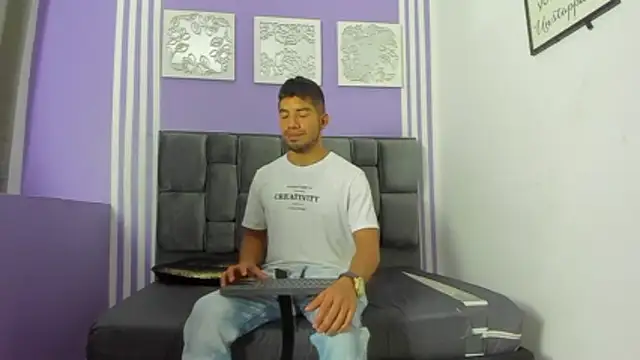 MAGGYE MAX online show from 21, 4, 2026