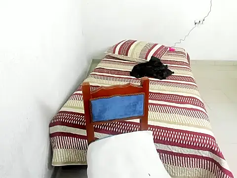 Snapshot of SWEETMILF_HOT chatting on 23, 2, 2026 SWEETMILF HOT online show from 23, 2, 2026