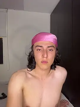 Snapshot of sol_summers chatting on 21, 3, 2026 sol summers online show from 21, 3, 2026