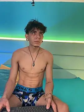 abrilandjulian online show from 11, 3, 2026