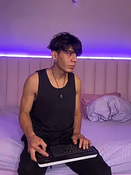 abrilandjulian online show from 28, 3, 2026