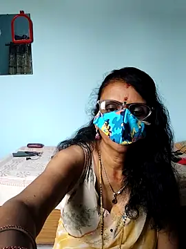 Snapshot of Kannadasexywifes chatting on 27, 4, 2026 Kannadasexywifes online show from 27, 4, 2026