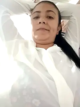 Gissele Rubi online show from 17, 3, 2026