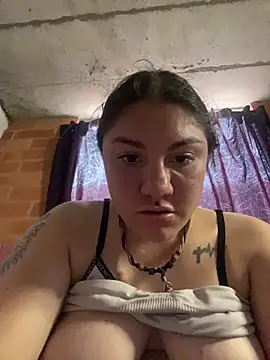 ZoE-sweettt online show from 13, 4, 2026