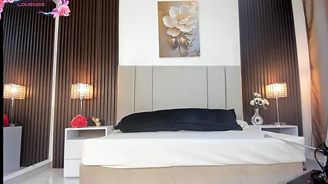  MiLa Dyva online show from 5, 3, 2026