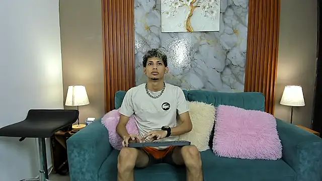 Snapshot of YOUNG_BOYS_HELL chatting on 19, 2, 2026 YOUNG BOYS HELL online show from 19, 2, 2026