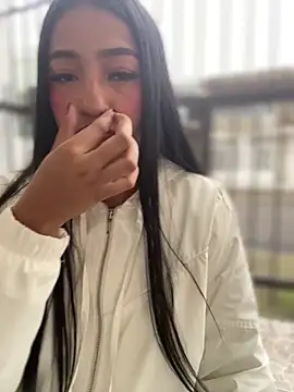 Daniela Pink online show from 15, 4, 2026