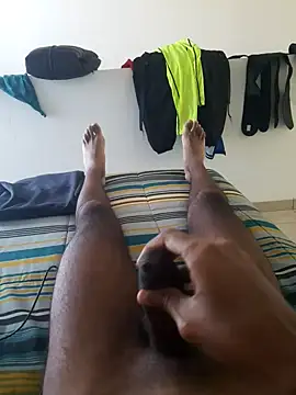 Snapshot of isuru_lakshan chatting on 17, 2, 2026 isuru lakshan online show from 17, 2, 2026