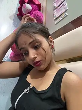 Snapshot of samayra1144 chatting on 30, 4, 2026 samayra1144 online show from 30, 4, 2026