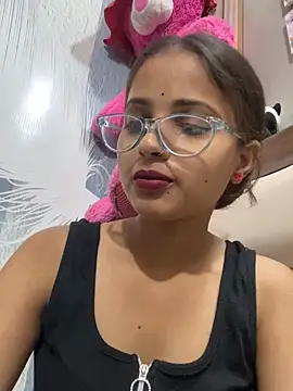 Snapshot of samayra1144 chatting on 5, 5, 2026 samayra1144 online show from 5, 5, 2026