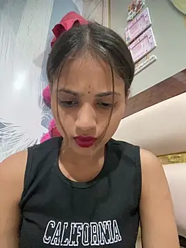 Snapshot of samayra1144 chatting on 19, 5, 2026 samayra1144 online show from 19, 5, 2026