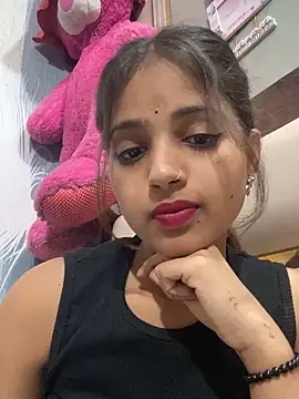 Snapshot of samayra1144 chatting on 1, 6, 2026 samayra1144 online show from 1, 6, 2026