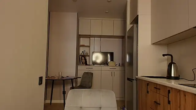 lilly sweeet online show from 29, 3, 2026