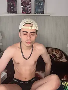 Snapshot of YourFavouriteTwink chatting on 27, 2, 2026 YourFavouriteTwink online show from 27, 2, 2026