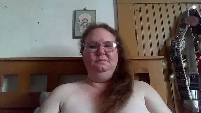 naughty queen1 online show from 22, 4, 2026