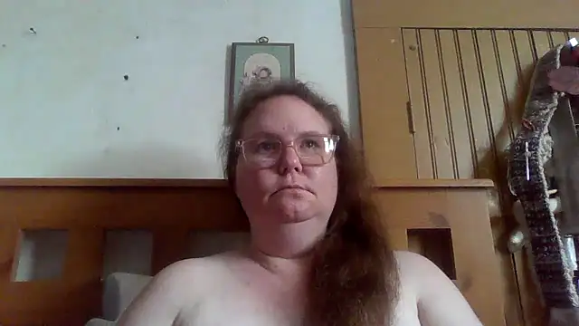 naughty queen1 online show from 25, 4, 2026