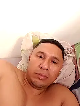 Snapshot of deiner13 chatting on 15, 2, 2026 deiner13 online show from 15, 2, 2026