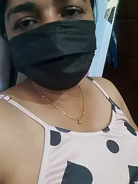 Snapshot of Tamil_Luckly_girl chatting on 31, 3, 2026 Tamil Luckly girl online show from 31, 3, 2026