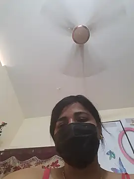 Snapshot of Tamil_Luckly_girl chatting on 4, 4, 2026 Tamil Luckly girl online show from 4, 4, 2026