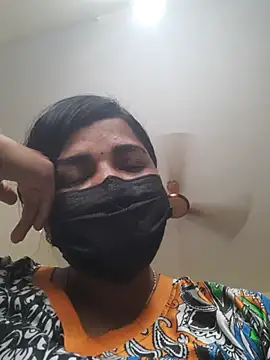 Snapshot of Tamil_Luckly_girl chatting on 7, 4, 2026 Tamil Luckly girl online show from 7, 4, 2026