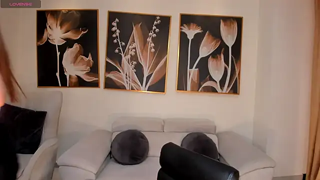 ArianaBellX online show from 4, 4, 2026