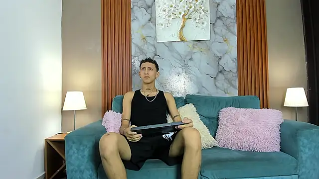 BOYS PLAY online show from 2, 4, 2026