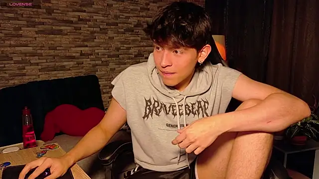 Snapshot of _-Lucky-_ chatting on 1, 3, 2026 -Lucky- online show from 1, 3, 2026