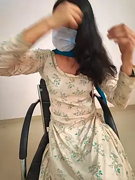 tanzum khan3202 online show from 23, 4, 2026