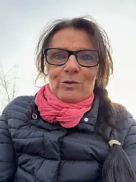 Dance Lady online show from 8, 3, 2026