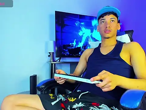 Lyam Russo online show from 27, 3, 2026