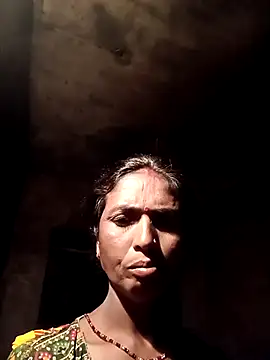 Snapshot of Hot_re83 chatting on 21, 2, 2026 Hot re83 online show from 21, 2, 2026