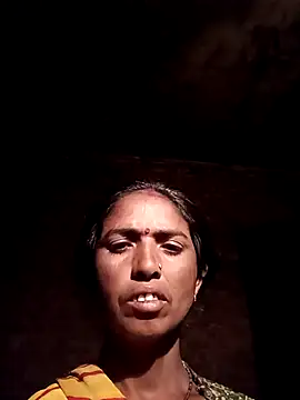 Snapshot of Hot_re83 chatting on 26, 2, 2026 Hot re83 online show from 26, 2, 2026