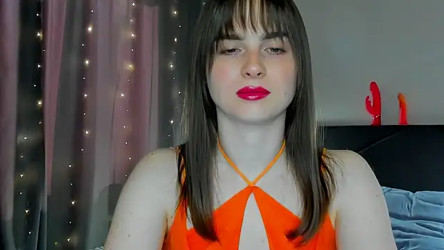 Snapshot of megann_fox2 chatting on 22, 4, 2026 megann fox2 online show from 22, 4, 2026