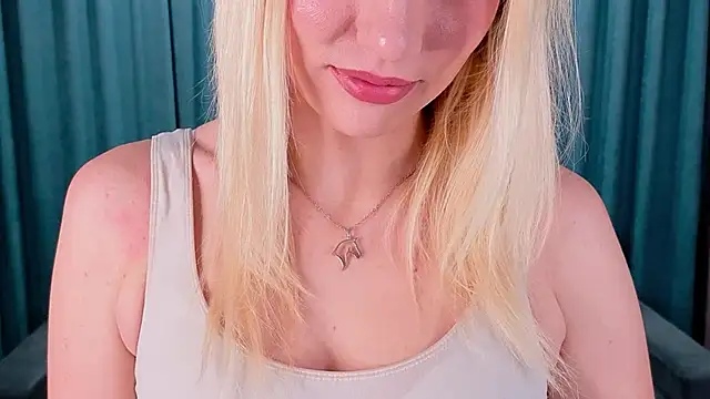 AshleyySchwartz online show from 16, 3, 2026