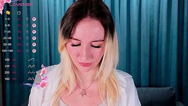 AshleyySchwartz online show from 25, 3, 2026